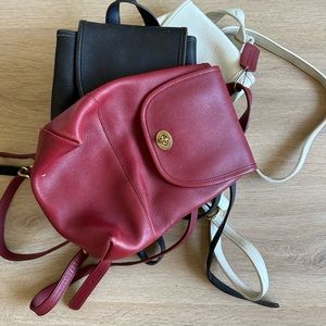 Vintage coach mini backpack in burgundy